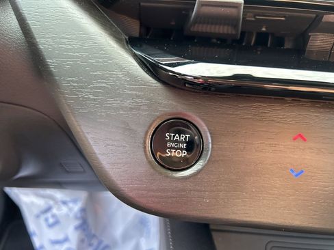 Used 2025 Nissan Murano SL AWD/4WD image 29