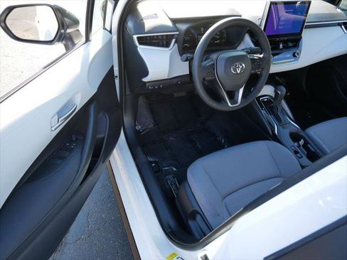 Certified 2026 Toyota Corolla SE w/ SE Premium Package AWD/4WD image 11