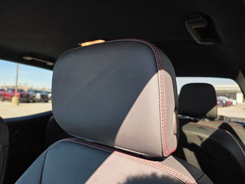 Used 2024 Chevrolet Colorado Z71 w/ Z71 Convenience Package 2 image 22