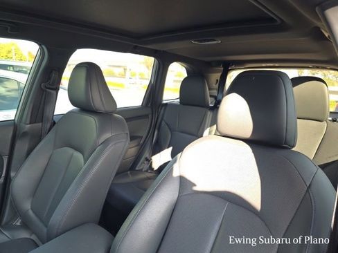 Used 2025 Subaru Forester Limited image 7