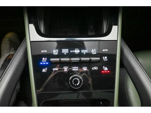Used 2024 Porsche Cayenne S AWD/4WD image 54