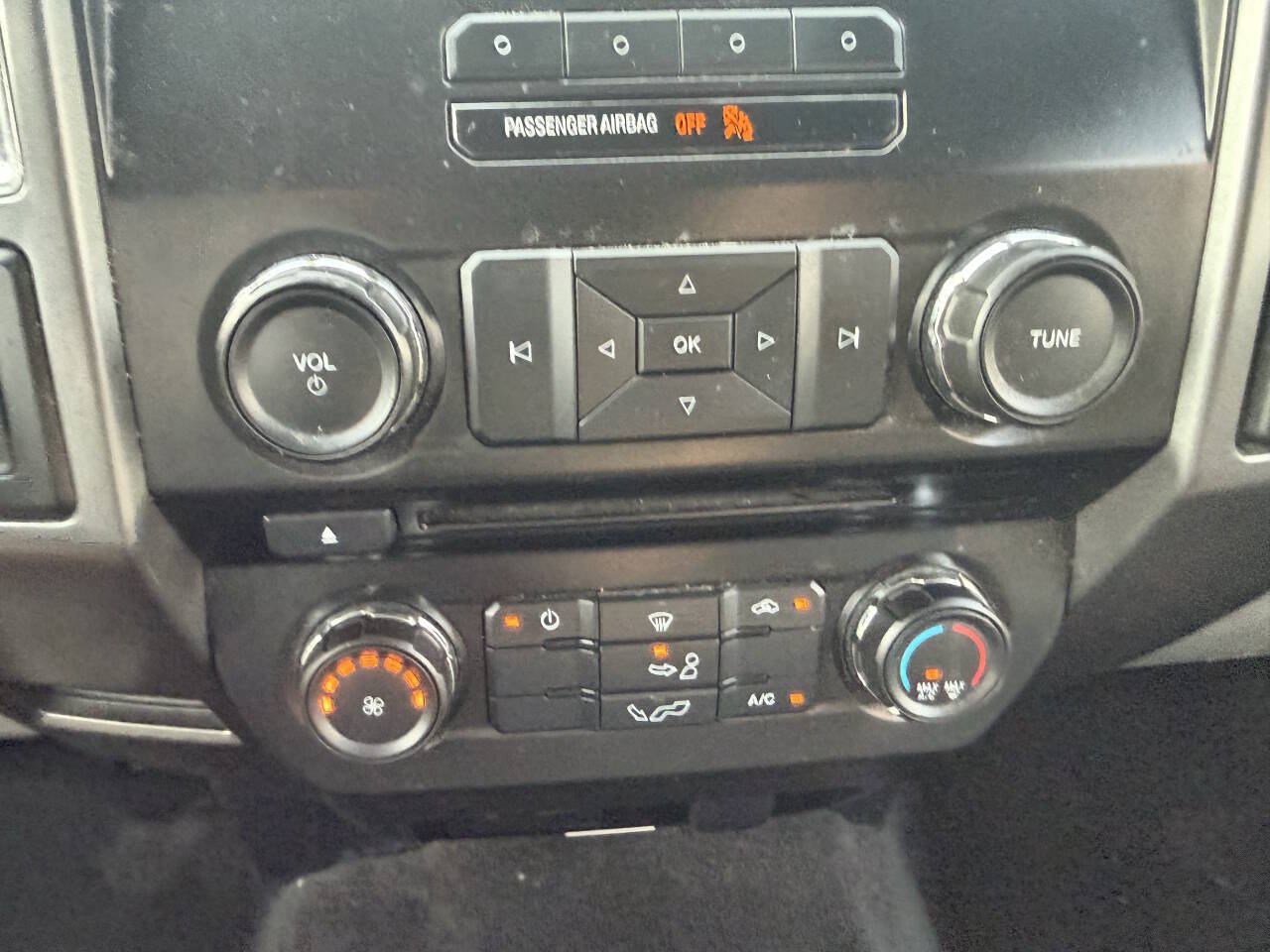 Used 2015 Ford F150 XLT w/ XTR Package AWD/4WD image 25