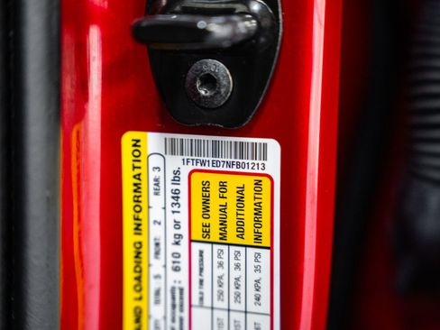 Used 2022 Ford F150 Lariat w/ Equipment Group 502A High image 46