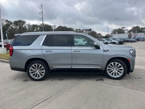 Used 2024 GMC Yukon Denali w/ Max Trailering Package image 10