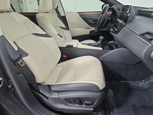 Used 2025 Lexus ES 350 w/ Premium Package FWD image 27