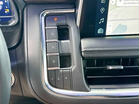 Used 2023 Chevrolet Tahoe Z71 AWD/4WD image 19