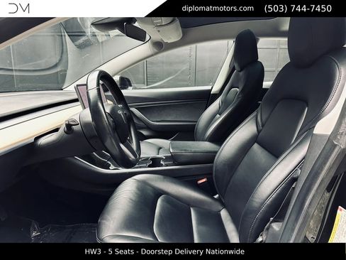 Used 2018 Tesla Model 3 Long Range image 18