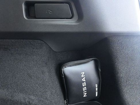 Used 2023 Nissan Rogue Platinum w/ Platinum Premium Package image 24