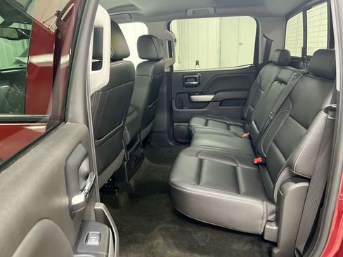Used 2018 Chevrolet Silverado 1500 LT w/ All Star Edition AWD/4WD image 22