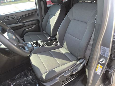 Used 2023 Chevrolet Colorado W/T image 19