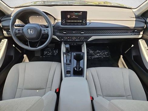Used 2024 Honda Accord EX image 17