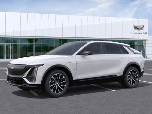 New 2025 Cadillac Lyriq Sport image 26