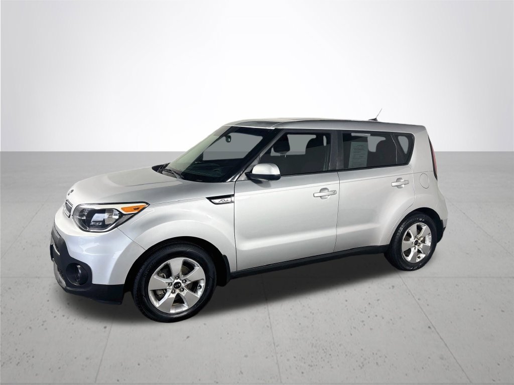 Used 2017 Kia Soul FWD image 2