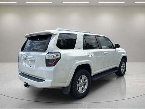 Used 2018 Toyota 4Runner SR5 Premium AWD/4WD image 6