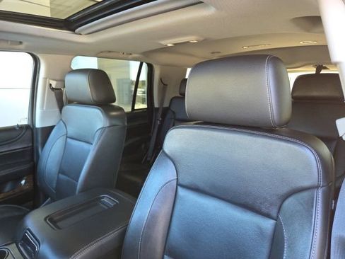 Used 2018 Chevrolet Tahoe LT w/ RST Edition image 24