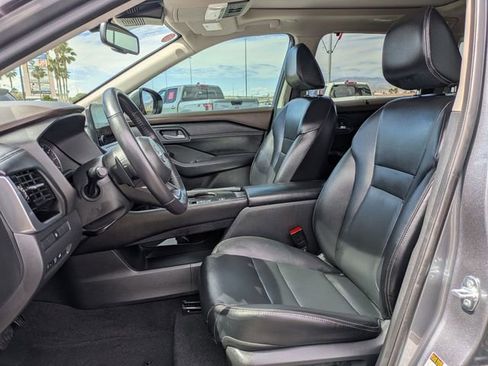 Certified 2023 Nissan Rogue SL w/ SL Premium Package FWD image 14
