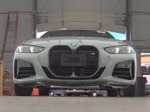Used 2025 BMW 440i xDrive Coupe w/ Premium Package AWD/4WD image 2