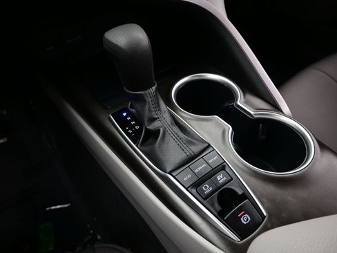 Used 2023 Toyota Camry LE FWD image 21
