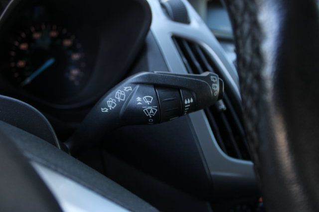 Used 2018 Ford Transit Connect XLT FWD image 9