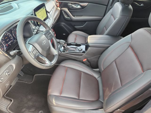 Used 2025 Chevrolet Blazer RS FWD image 9
