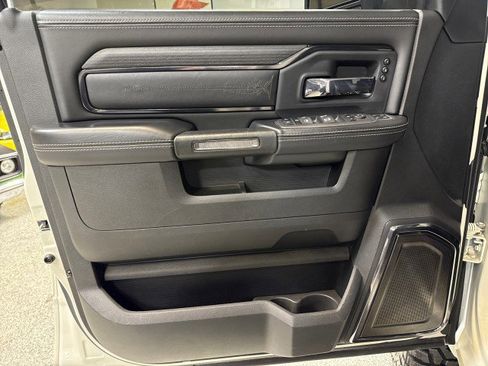 Used 2024 RAM 2500 Limited image 21