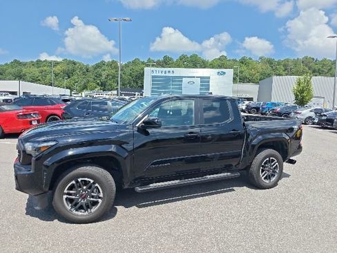 Used 2024 Toyota Tacoma TRD Sport RWD image 7