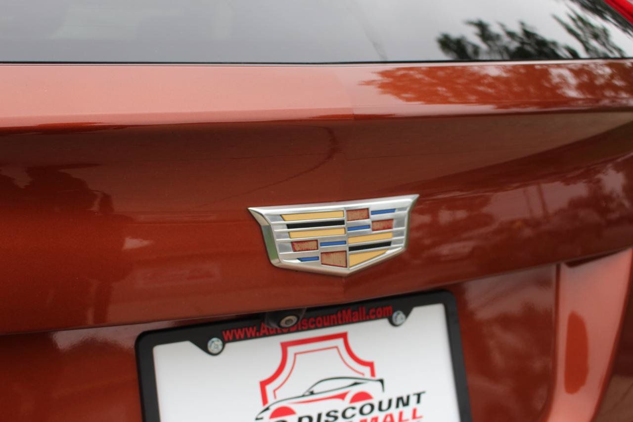 Used 2019 Cadillac XT4 Premium Luxury w/ Cold Weather Package AWD/4WD image 42