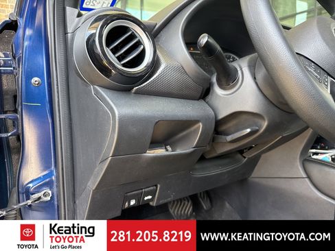 Used 2020 Nissan Kicks SV FWD image 10