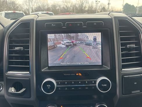 Used 2021 Ford Expedition XLT RWD image 29
