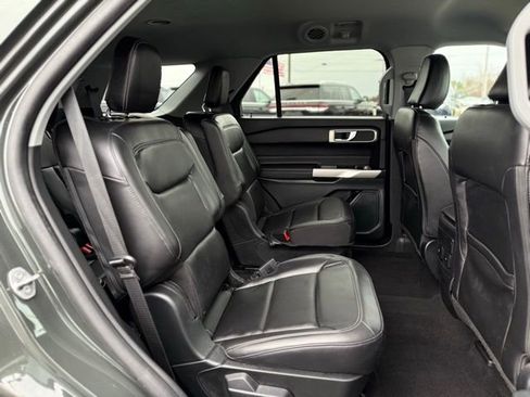 Certified 2023 Ford Explorer XLT w/ Equipment Group 202A image 22
