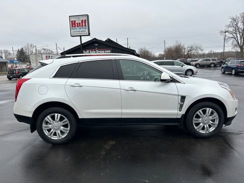 Used 2011 Cadillac SRX Luxury image 5