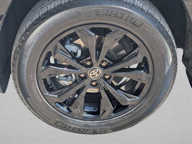 Used 2024 Toyota RAV4 XSE AWD/4WD image 23