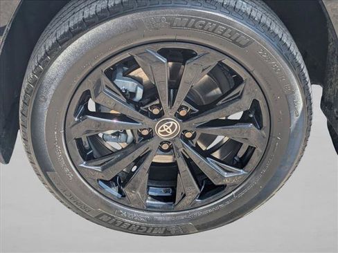 Used 2024 Toyota RAV4 XSE AWD/4WD image 23