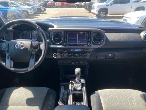 Used 2022 Toyota Tacoma TRD Sport w/ Technology Package AWD/4WD image 21