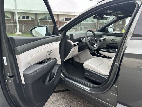 New 2026 Hyundai Tucson Limited image 18