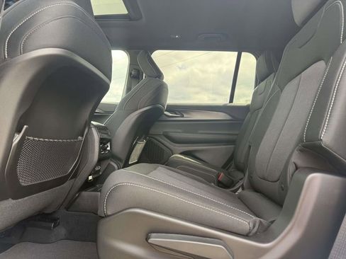 New 2026 Jeep Grand Cherokee L 2WD image 23