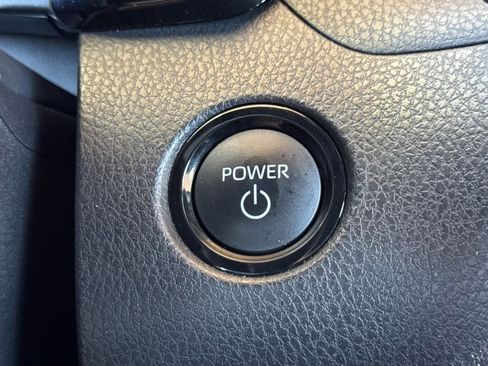 Used 2026 Toyota Camry SE FWD image 22