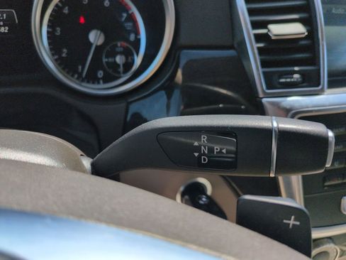 Used 2015 Mercedes-Benz ML 350 4MATIC image 24