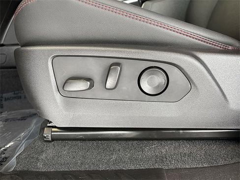 New 2025 Chevrolet Colorado Z71 w/ Technology Package image 20