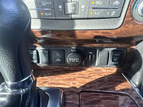 Used 2019 Nissan Armada SL w/ Premium Package AWD/4WD image 26