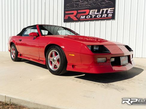 Used 1991 Chevrolet Camaro Z28 RWD image 23