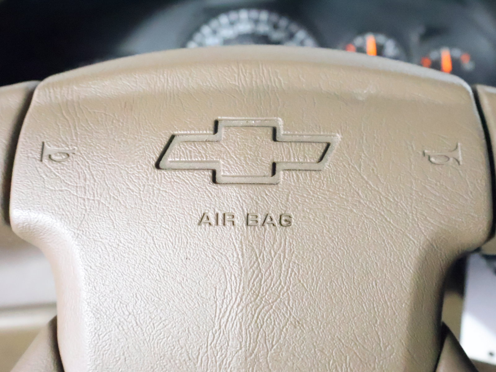 Used 2003 Chevrolet TrailBlazer LS w/ Preferred Equipment Group AWD/4WD image 31