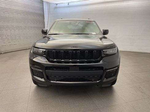 New 2025 Jeep Grand Cherokee L Limited w/ Luxury Tech Group II image 6