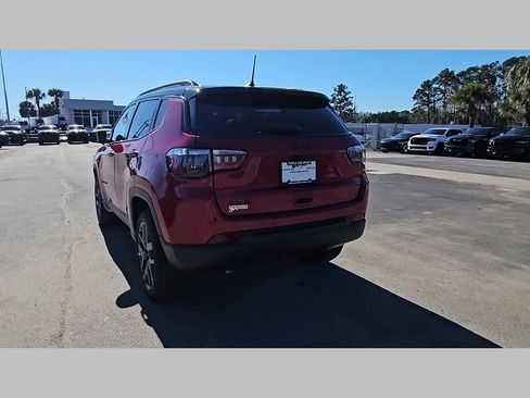 New 2026 Jeep Compass Limited w/ Sun, Sound & Navigation Group AWD/4WD image 30