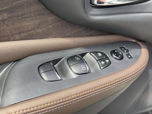 Used 2024 Nissan Murano Platinum w/ Cargo Package AWD/4WD image 14