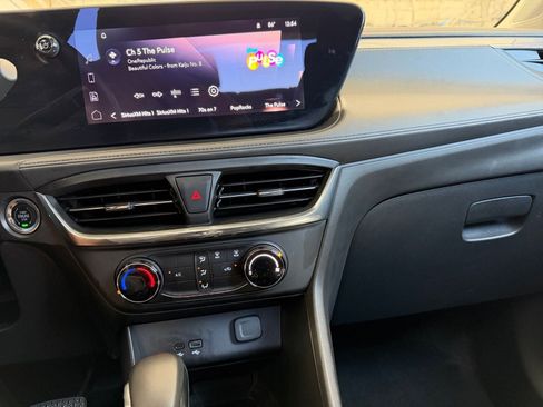 Used 2025 Buick Encore GX Preferred image 18