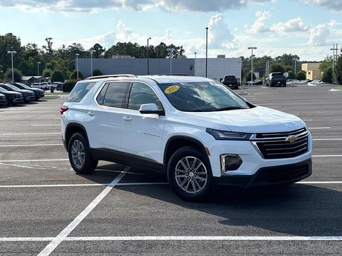 Used 2022 Chevrolet Traverse LT FWD image 36