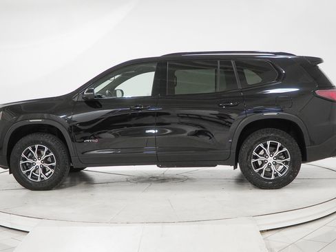 Used 2024 GMC Acadia AT4 w/ Luxury Package AWD/4WD image 5
