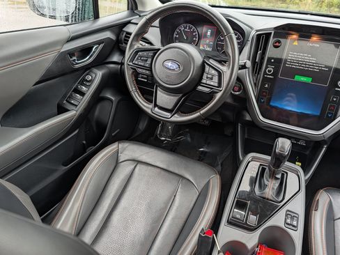Used 2024 Subaru Crosstrek 2.5i Limited AWD/4WD image 9