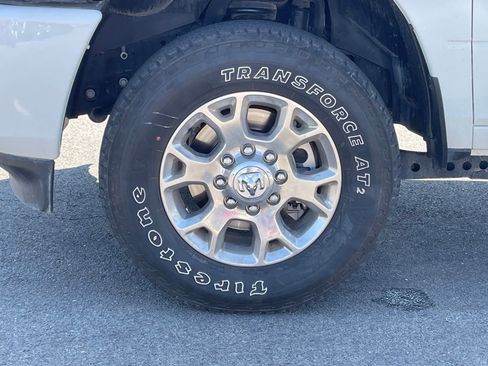 Used 2024 RAM 2500 Laramie AWD/4WD image 31